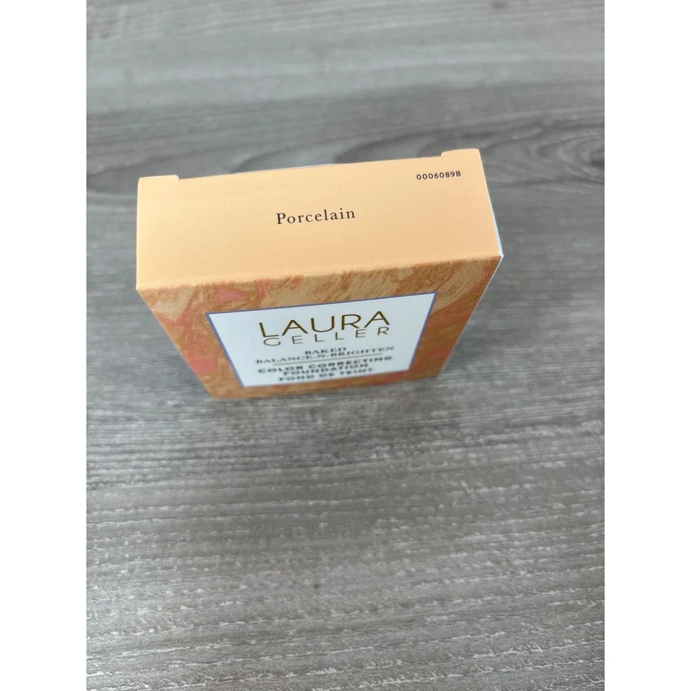 Laura Geller Baked Balance-N-Brighten Color Correcting Foundation Porcelain 9g